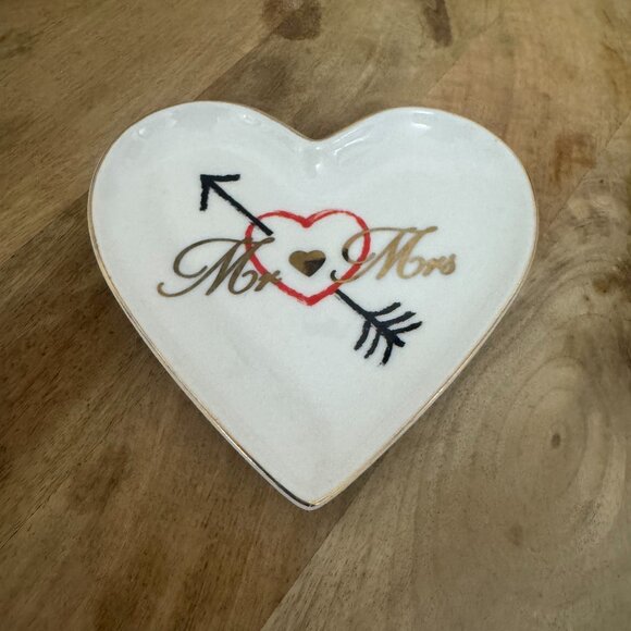 Macy's Other - JEWERLY PLATE
